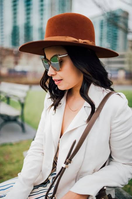 Hat Etiquette: Mastering the Do’s and Don’ts of Stylish Hat-Wearing ...